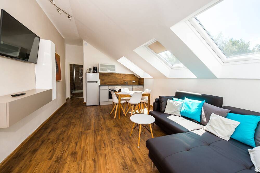 Ganze Wohnung, Moderne Ferienwohnung 30 min. Airport / Messe Frankfurt in Roßdorf, Südhessen