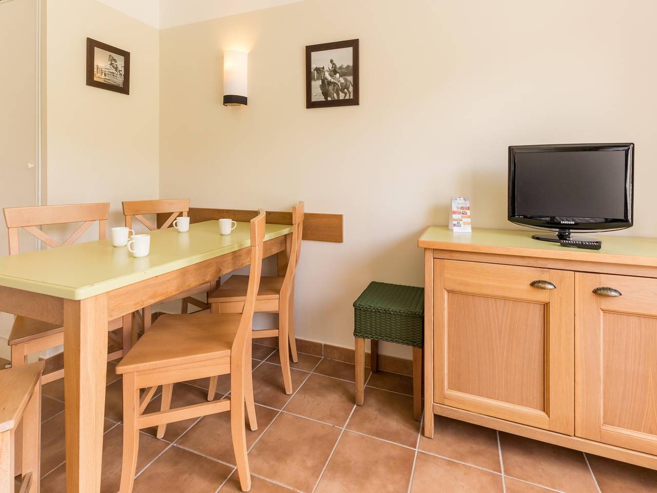 Dúplex familiar para 4 personas con piscina in Branville, Region de Lisieux