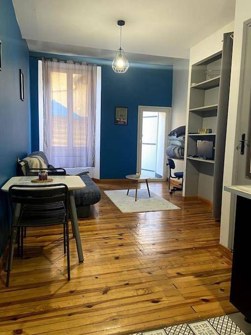 Gîte pour 2 personnes, avec balcon dans Office De Tourisme De Gap - 2