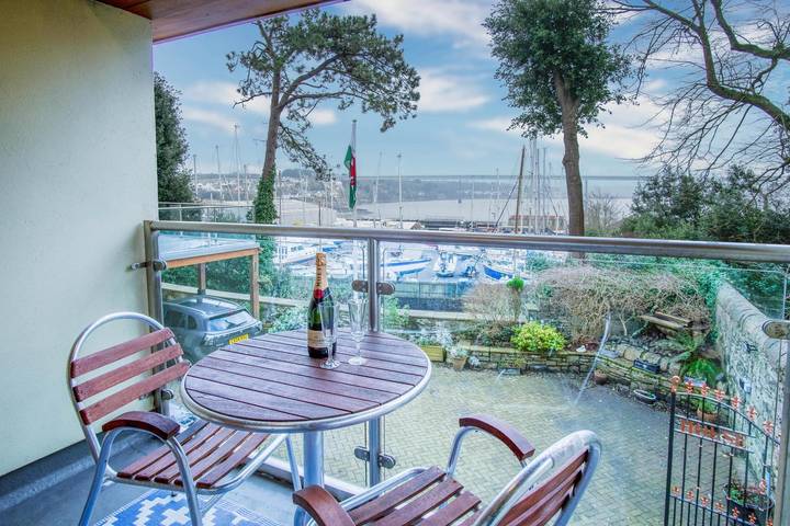 Apartment for 2 people, with Ocean view and Balcony in the United Kingdom