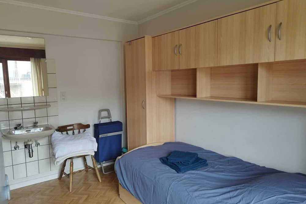 Appartement entier, Appartement 2 chambres vue sur Mer, entrée directe sur la digue ou via la marina in Côte belge