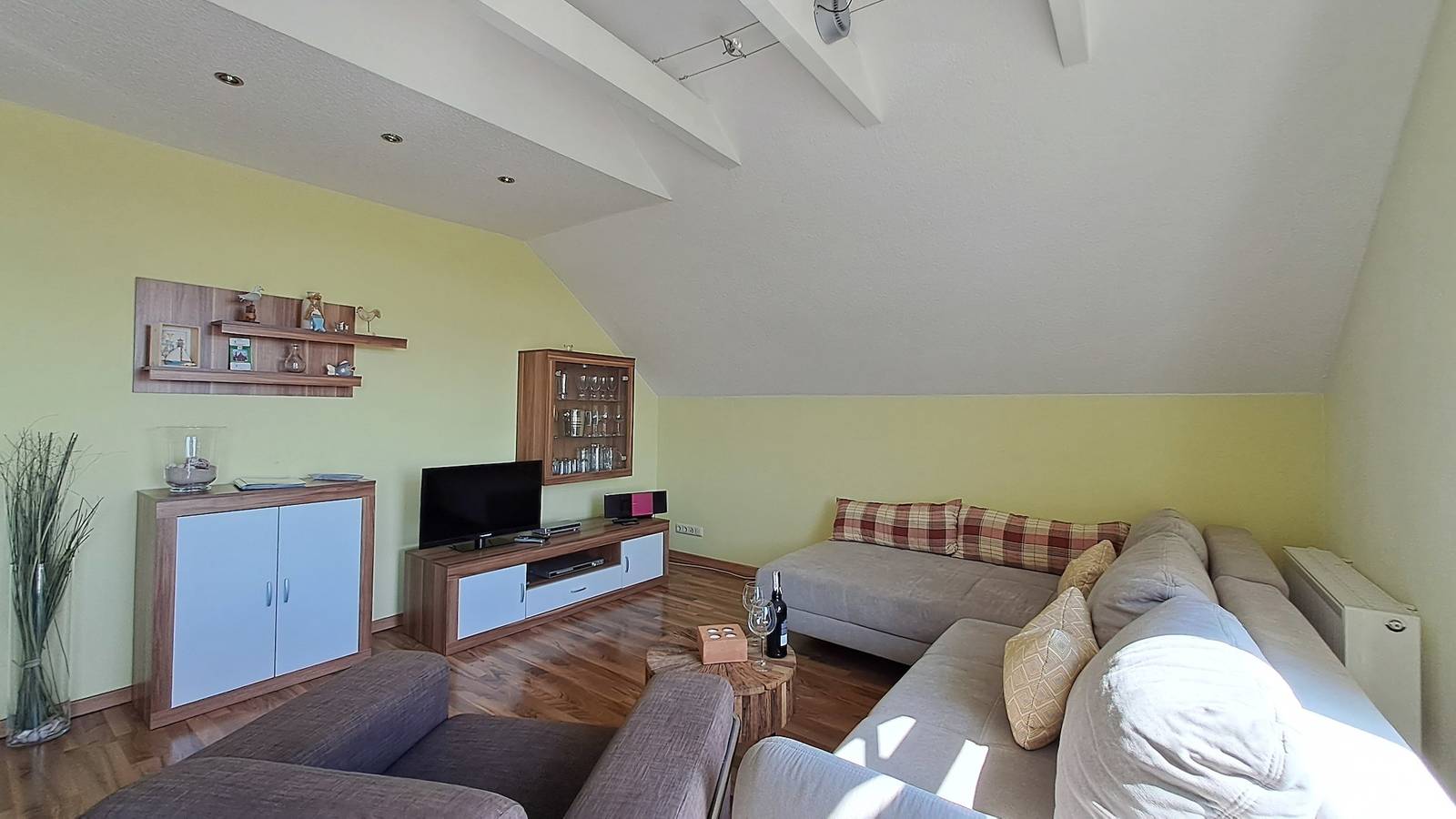 Entire holiday apartment, Haus am Achterwasser - Ferienwohnung im Og in Zinnowitz, Usedomer Norden