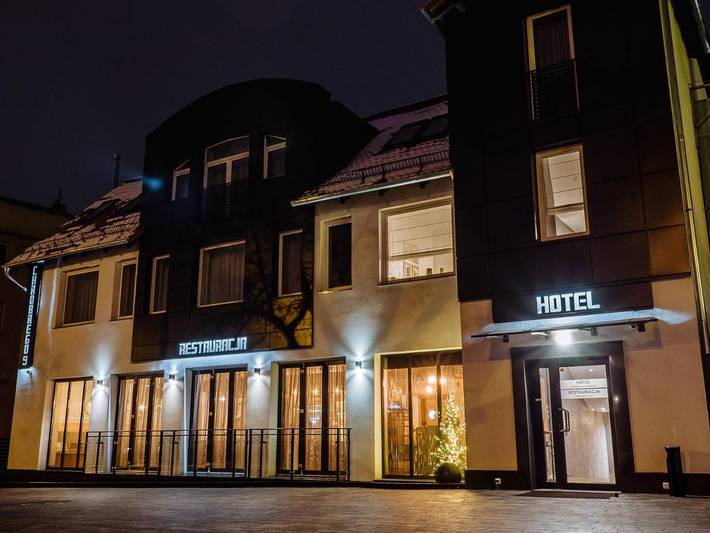 Hotel dla 4 osób, z widok i taras w Bolesławiec