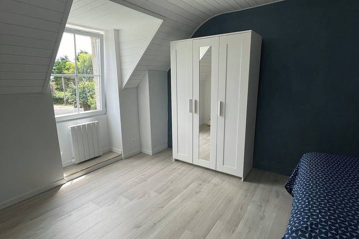 Penty breton.  Direct access to cycle paths, close to the beaches and port of Kerity in Penmarc'h, Côte de Cornouaille