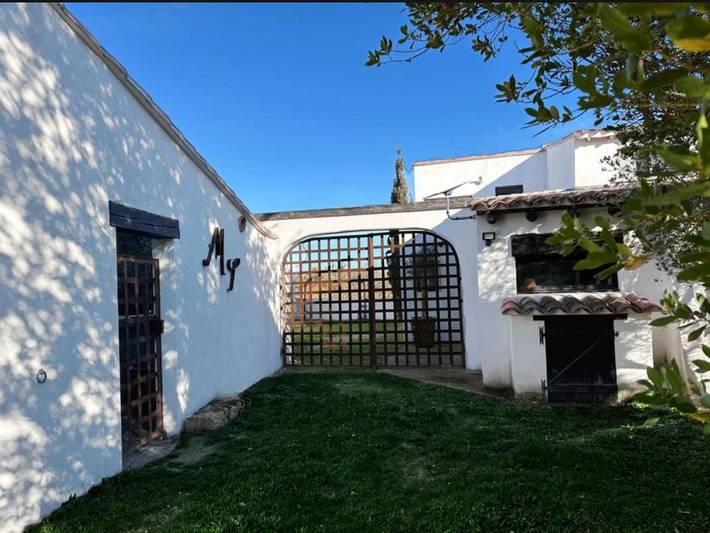 Maison d’hôte pour 4 personnes, avec jardin ainsi que terrasse et vue, animaux acceptés dans Parc ornithologique du Pont de Gau - 4