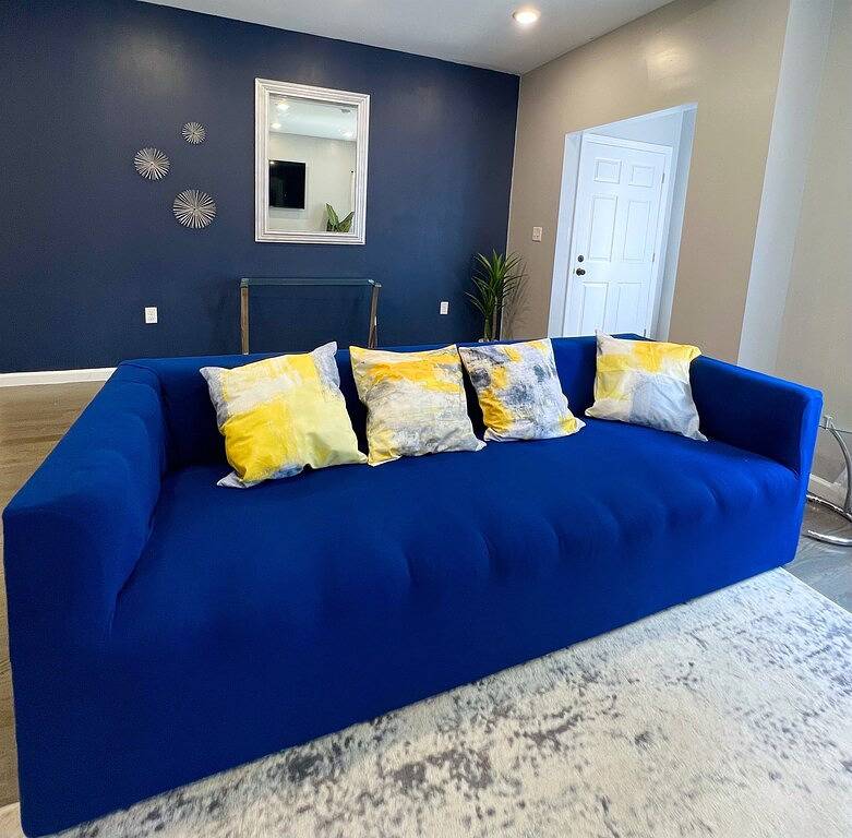 The Luxe Landing w/Pool Table, Free Parking ,Self check-in and Wifi in East Orange, Essex County (NJ)