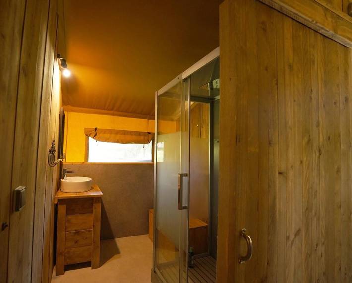 Tente pour 6 personnes, avec vue et vue sur le lac ainsi que jardin et terrasse dans le Gers - 3