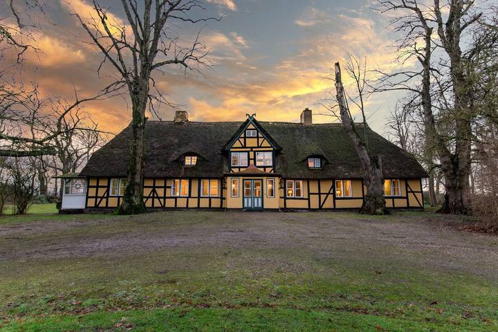 Charmantes Gutshaus in Ostseenähe mit Kamin und viel Platz in Damp, Distrito de Rendsburg-Eckernförde