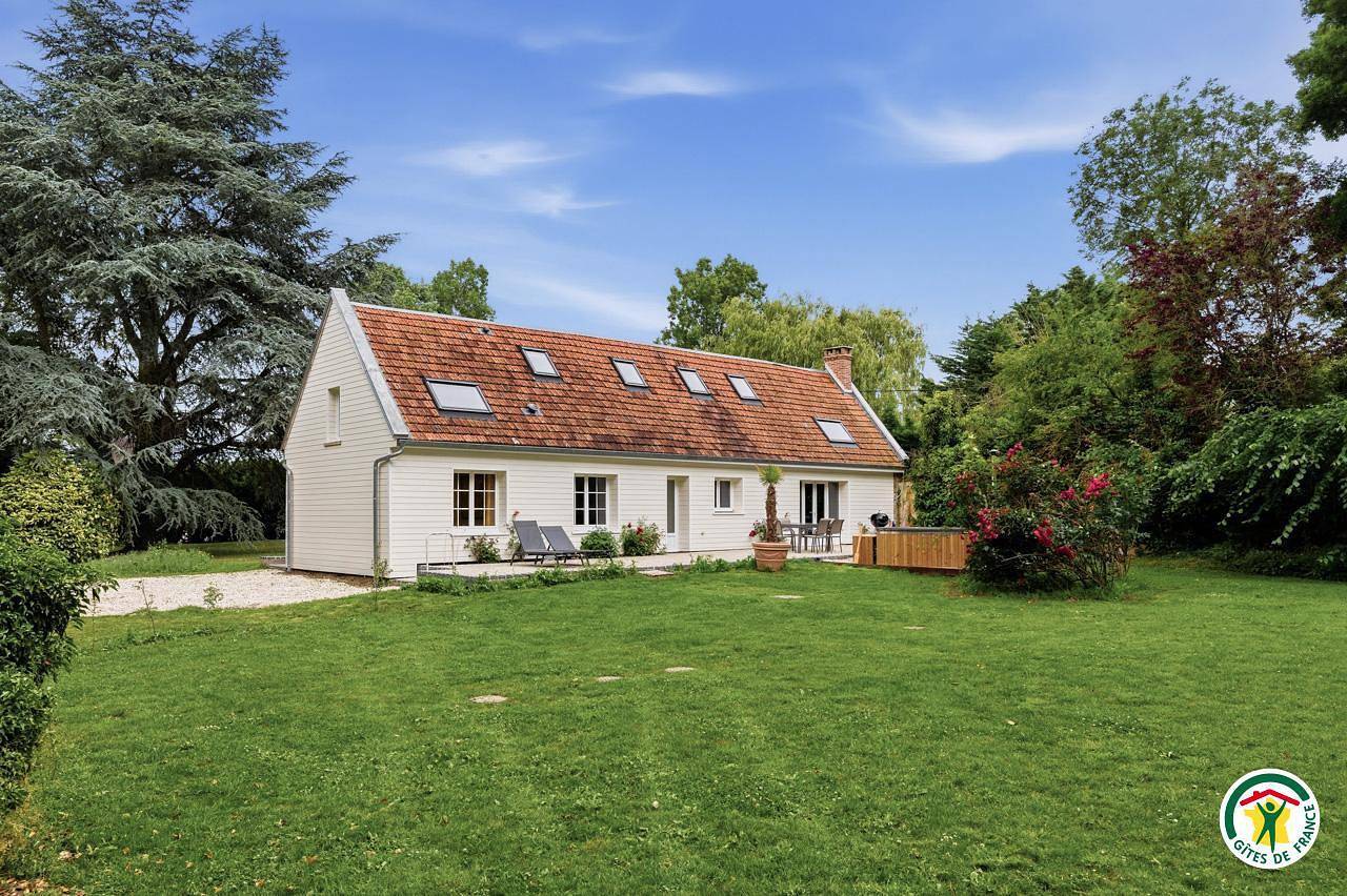 Gîtes de France® - Le Gîte du grand cèdre in Saint-Martin-le-Gaillard, Région de Dieppe