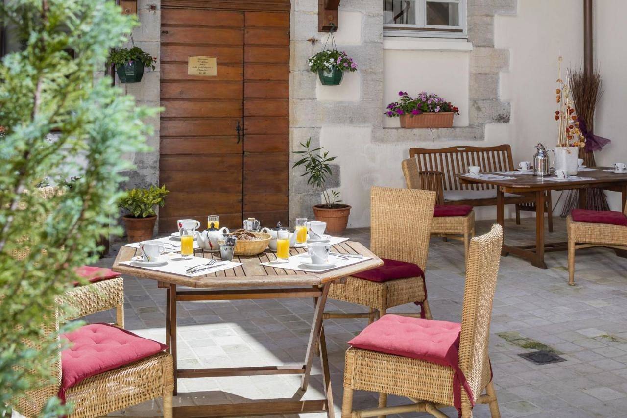 Appart Hotel Charles Sander in Salins-les-Bains, Jura Francais