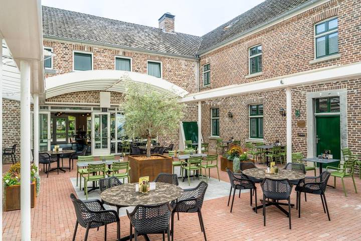 Hotel voor 2 personen, met Terras en Uitzicht in Beesel
