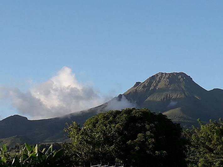 Location de vacances pour 3 personnes, avec terrasse à Saint-Pierre (ville) - 2