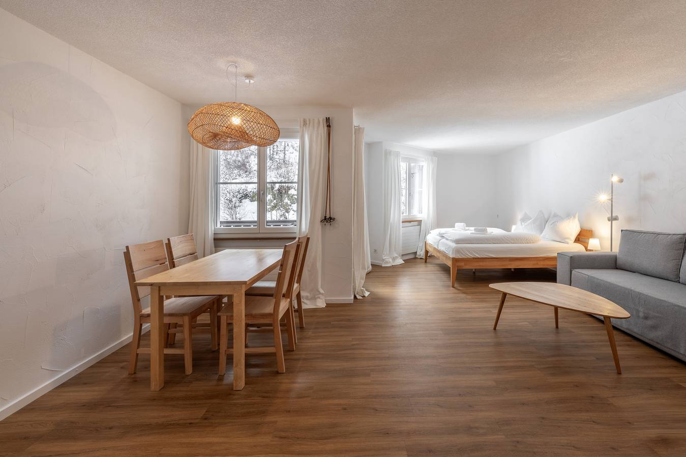Ganze Wohnung, 2302 Charmante 2.5-Zimmer-Wohnung mit Südbalkon und stilvoller Einrichtung in Vulpera, Tarasp
