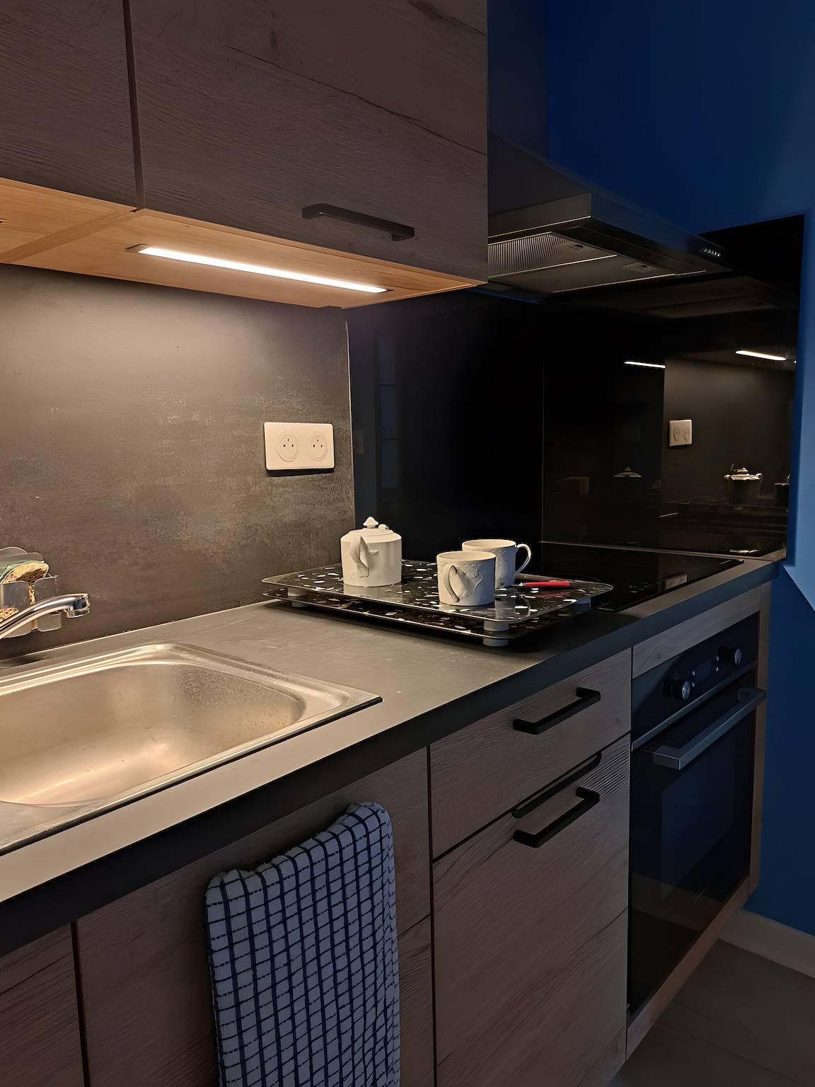 Appartement entier, Loue appartement meublé dans maisonnette centre-ville in Jonzac, Région de Jonzac