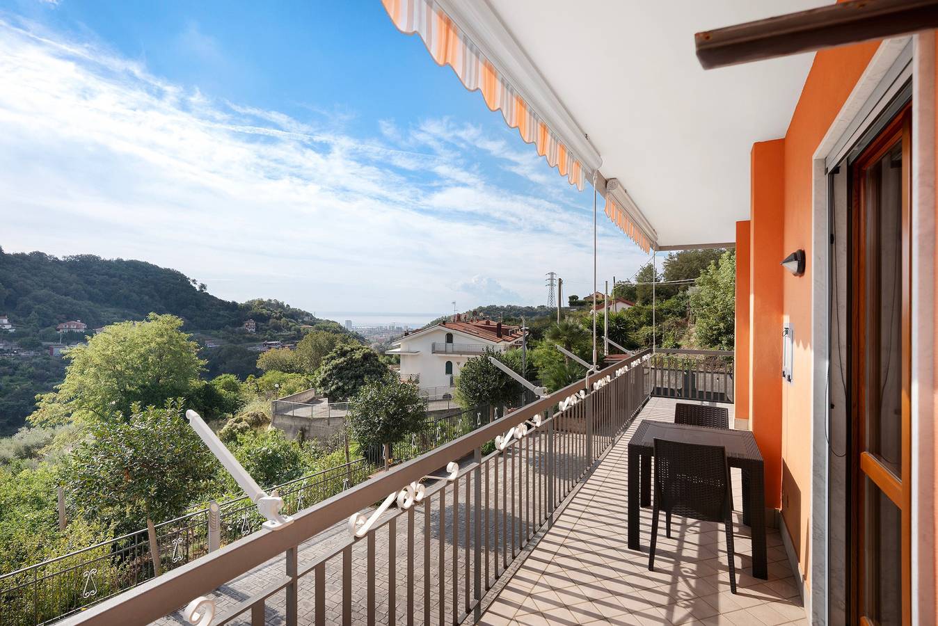 Appartement 'Il Limoneto Di Giovi' avec Vue sur la Mer, Wi-Fi et Climatisation in Salerne, Côte Tyrrhénienne Campanie