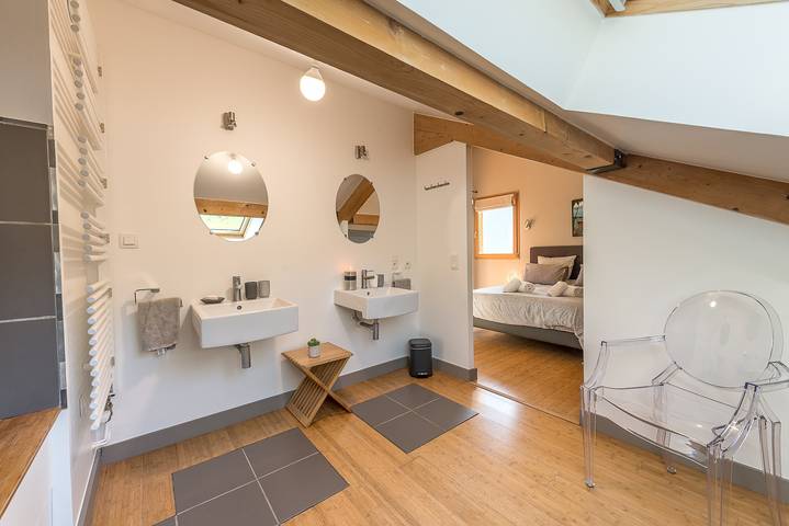 Villa Artwood - Superbe maison contemporaine avec vue panoramique sur le lac d’Annecy in Saint-Jorioz, Parque natural regional del Macizo de Bauges