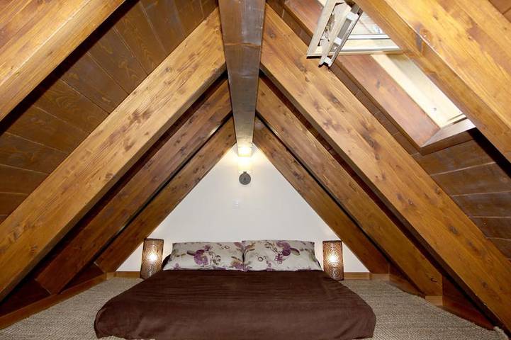 Ganze Wohnung, Charmantes Escarrilla Duplex Apartment in Escarrilla, Sallent de Gállego