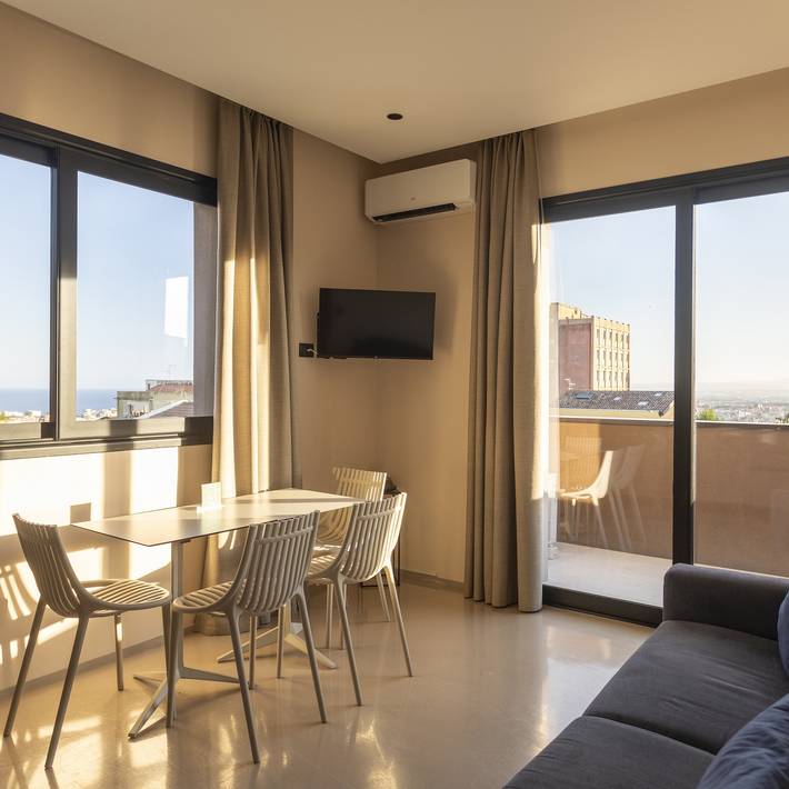 Studio für 2 Personen, mit Balkon/Terrasse