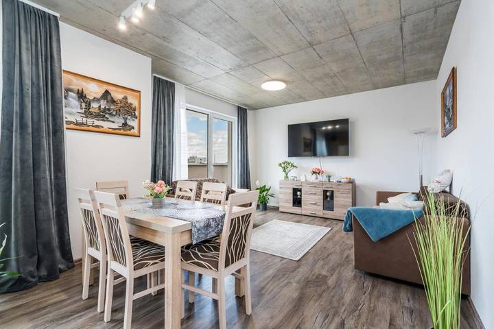 Apartament wakacyjny dla 6 osób, z balkon i widok w Hradec Králové