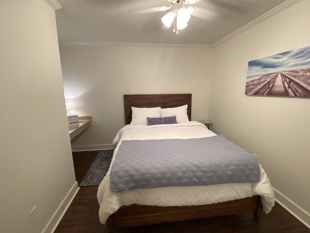 The Grove Getaway - Walking Distance to Ole Miss; Minutes from The Oxford Square in Oxford (MS), Lafayette County