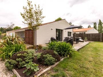 Gîte pour 5 personnes, avec jardin et terrasse, animaux acceptés à Saint-Philbert-de-Grand-Lieu