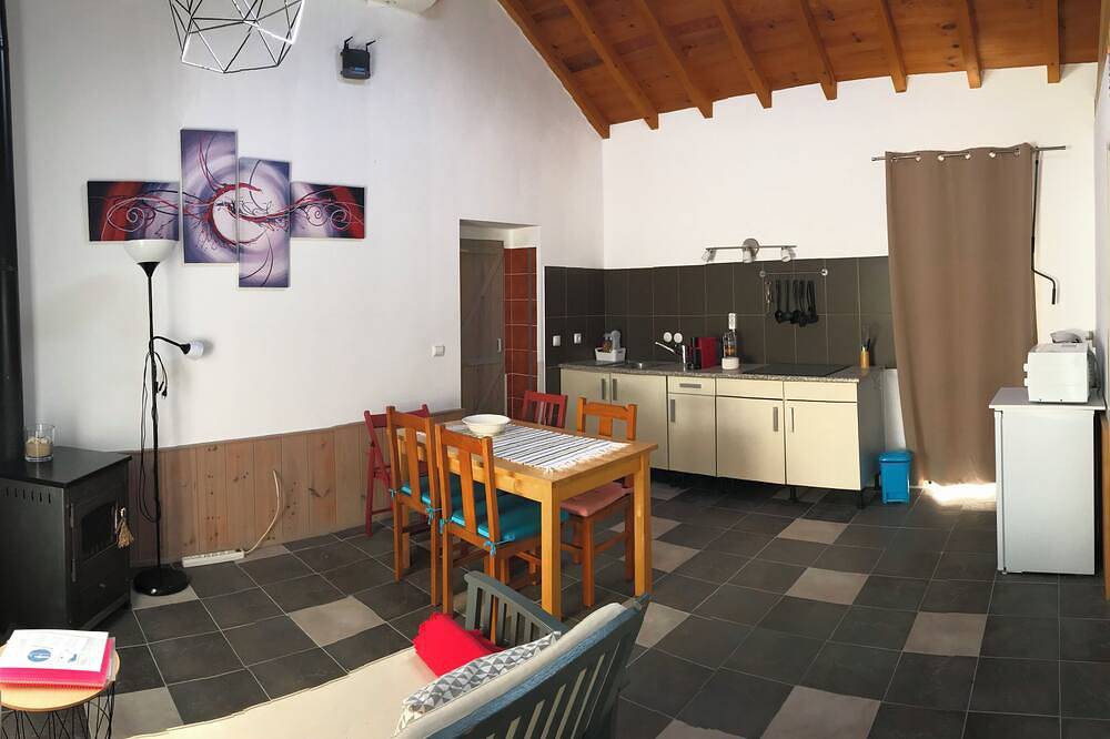 Casa vacanza a Oeste a partire da 84€ a notte