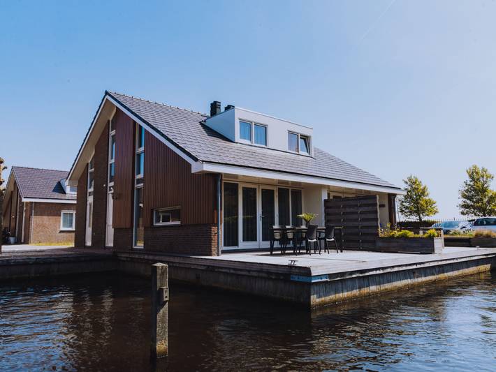 Ferienhaus für 4 Personen, mit Terrasse und Garten