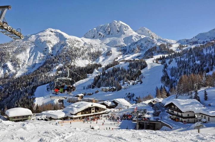 Ferienwohnung für 2 Personen, mit Terrasse und Ausblick in Hermagor-Pressegger See