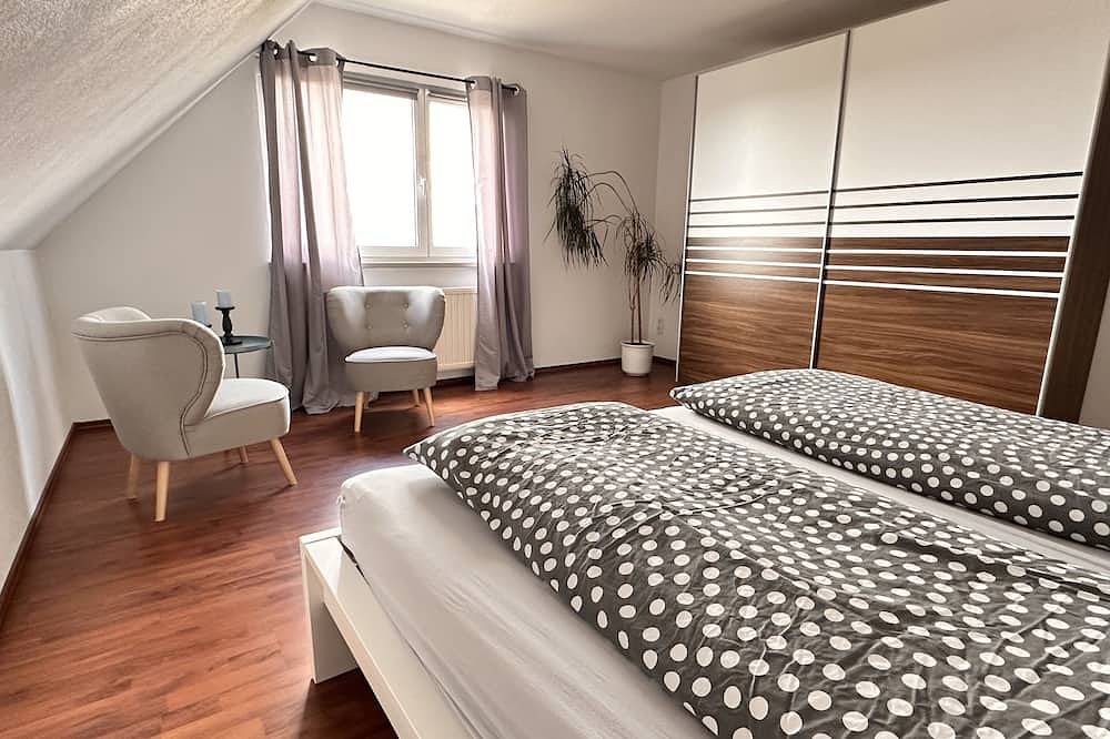 Ganze Wohnung, Ferienwohnung 75m2 bis 5 Personen modern und familienfreundlich in Quedlinburg in Quedlinburg, Harzvorland