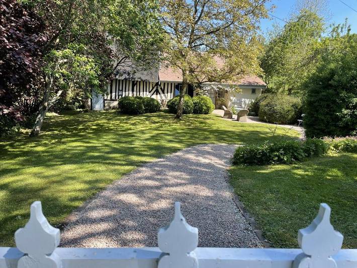 Location de vacances pour 2 personnes, avec jardin et vue à Les Champeaux - 2