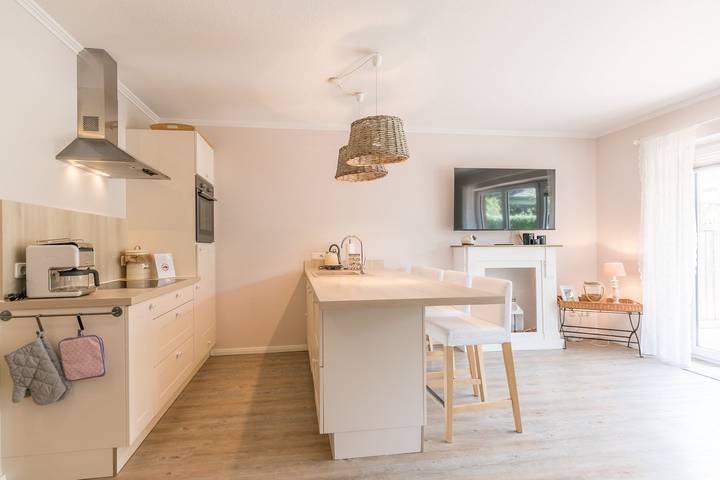 Ganze Wohnung, "Haus Oberdeck Whg. Büsumer Deich" Fewo für 4 Pers. mit 2 Schlafzimmern. in Hafen Büsum, Büsum