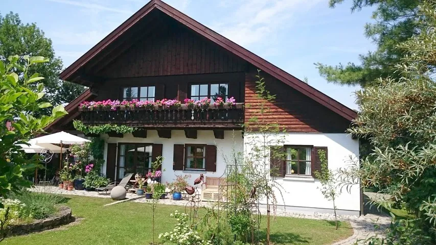 Ferienwohnung für 2 Personen, mit Ausblick und Garten, kinderfreundlich - 1