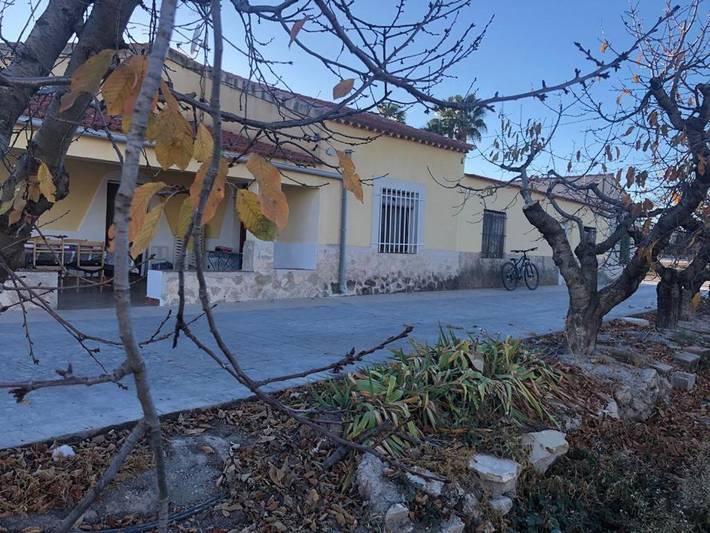 Casa de vacaciones para 14 personas, con jardín y vistas además de terraza y piscina, Se admiten mascotas - 1