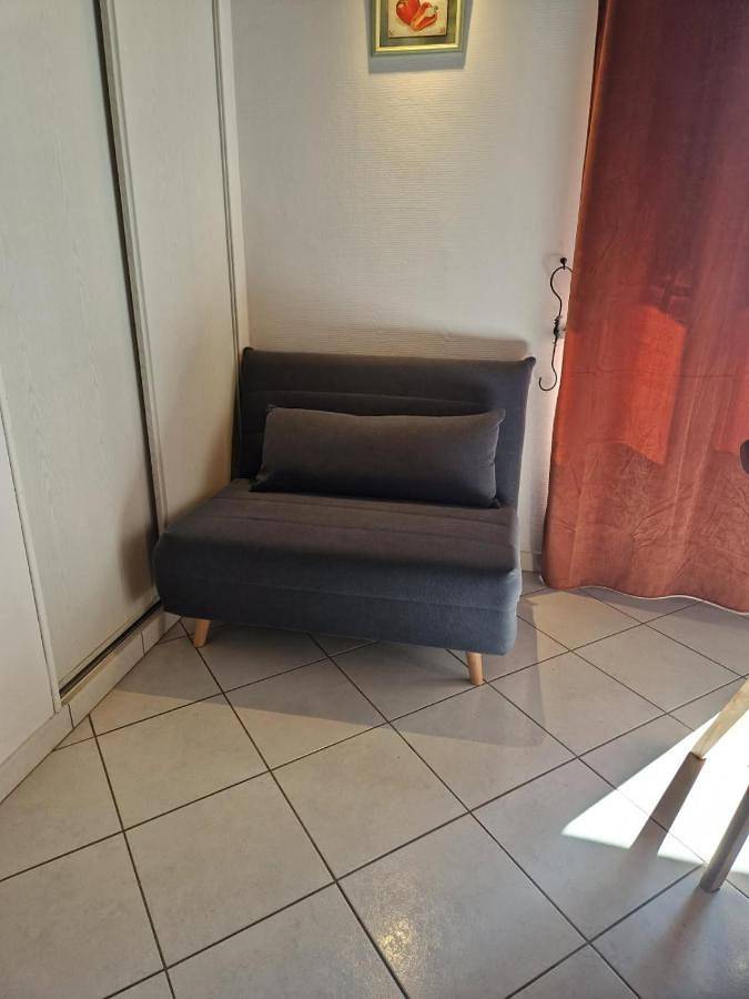 Gîte pour 5 personnes, avec jardin ainsi que terrasse et vue à Martigny-le-Comte - 3