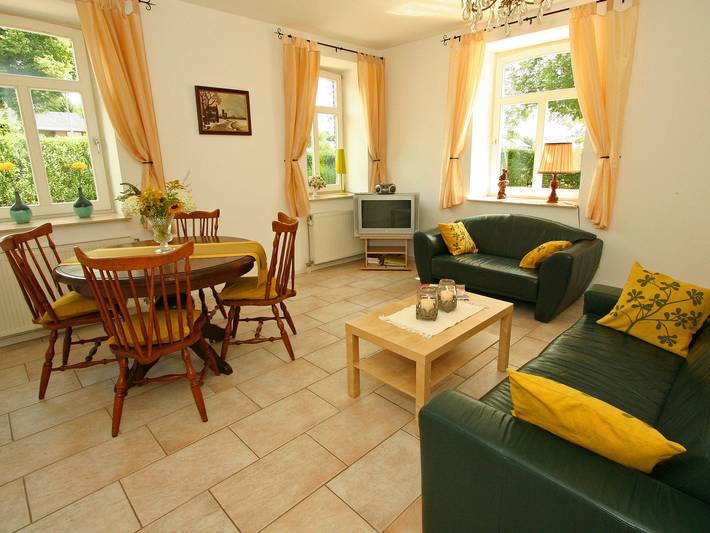 Vakantiehuis voor 6 personen, met terras in Wijlre