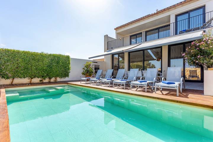 Ferienhaus für 10 Personen, mit Terrasse und Garten - 1