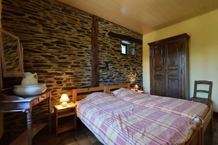 Location de vacances pour 16 personnes, avec sauna ainsi que terrasse et jardin dans Montleban - 4