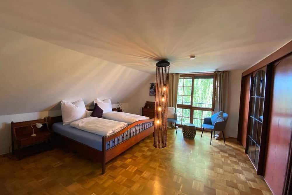 Schmidts Gästehaus: Entspannung pur im großen Garten mit eigener Sauna in Stadtsteinach, Oberes Maintal - Coburger Land