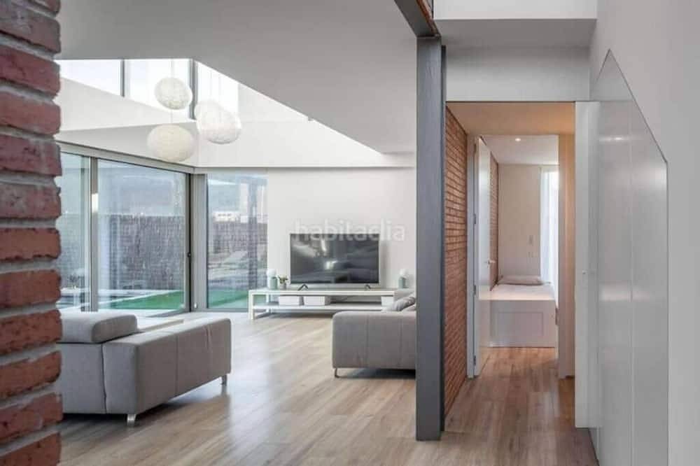 Exclusiva villa con piscina privada totalmente equipada in Olot, Parc Natural de Zona Volcànica de la Garrotxa