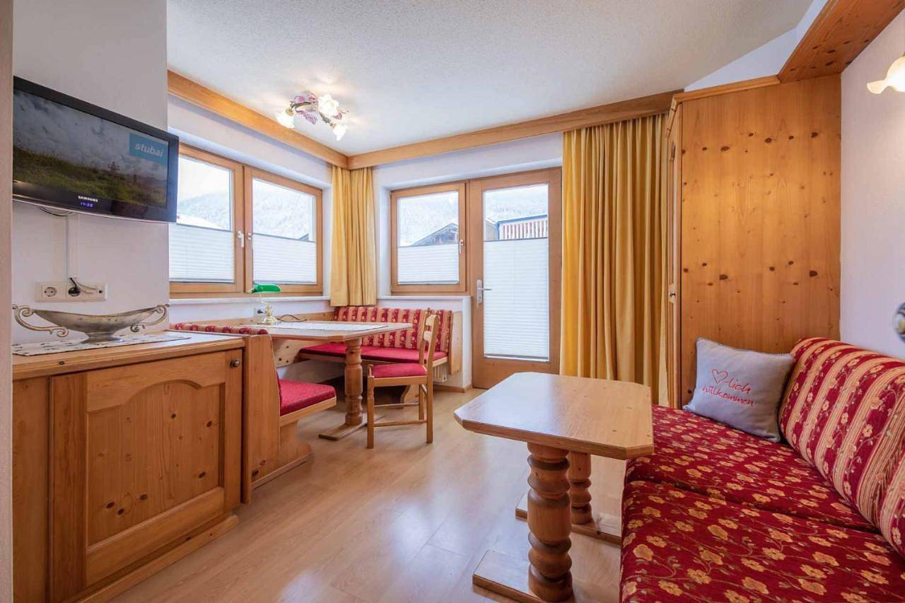 Geheel appartement, Two-Bedroom Apartment in Stubai Alps, Neustift im Stubaital