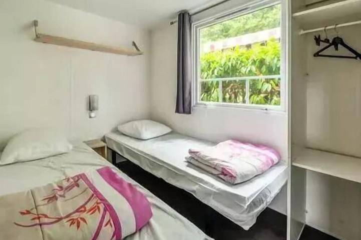 Camping pour 4 personnes à Royan - 2