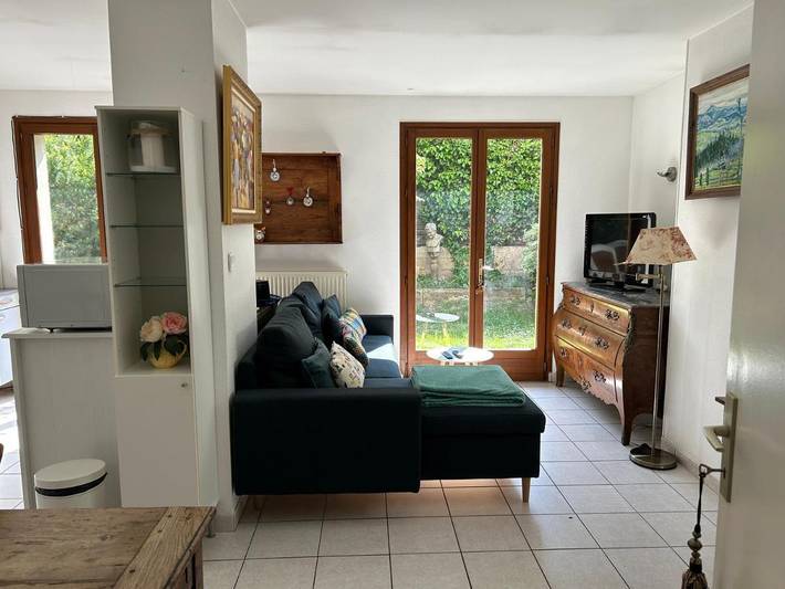 Location de vacances pour 2 personnes, avec terrasse et jardin à Fontaine-lès-Dijon - 3