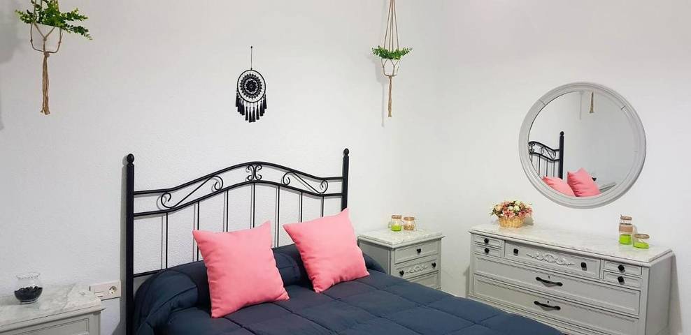 Casa rural para 5 personas, con jardín y vistas en Pinos Genil