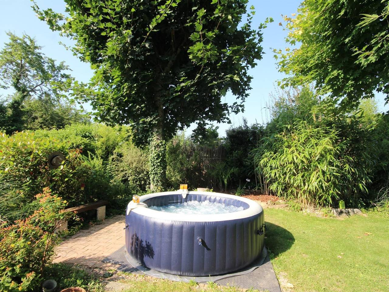 Charmantes Landhaus mit privatem Garten, ideal für Familien in Magny-Lormes, Naturpark Morvan