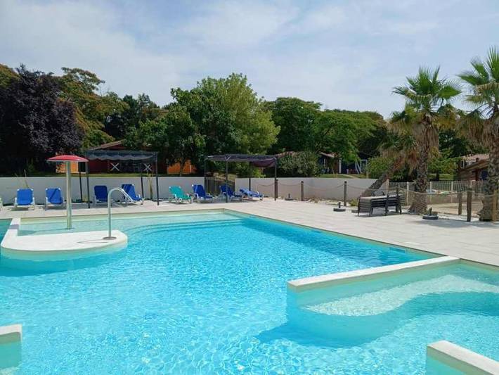 Location de vacances pour 6 personnes, avec terrasse ainsi que piscine et jardin à Vouneuil-sur-Vienne - 3