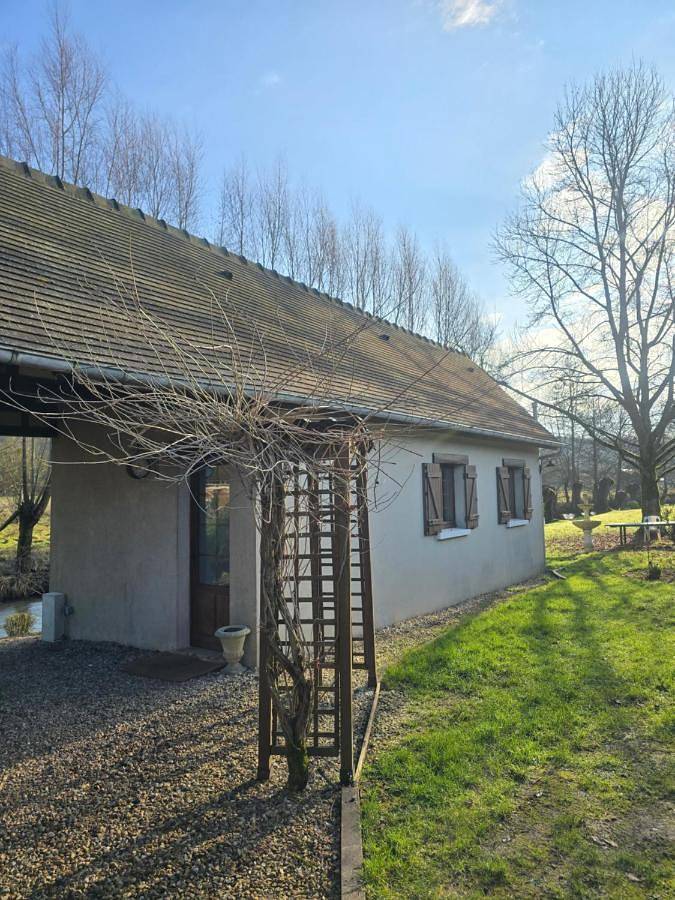 Charmante Maison au calme in Saint-Denis-le-Ferment, Région de Les Andelys