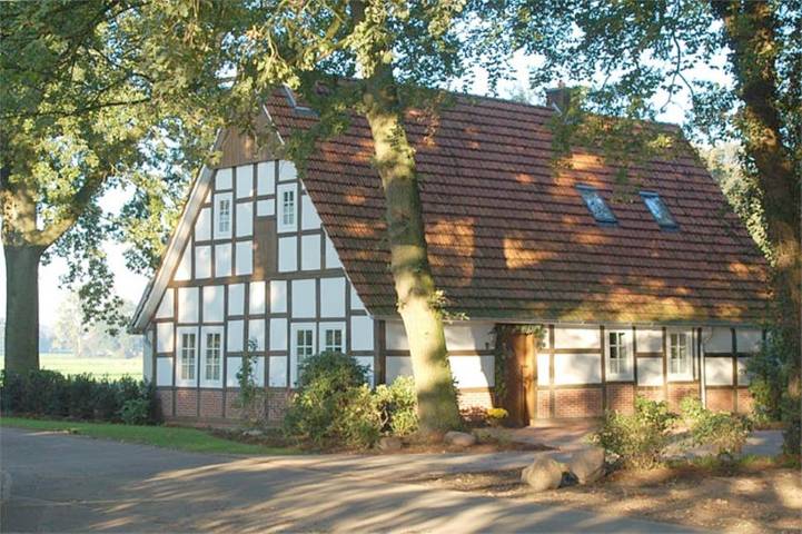 Ferienwohnung für 10 Personen, mit Terrasse und Garten sowie Ausblick in Badbergen