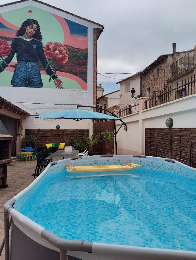 Casa de vacaciones para 11 personas, con Terraza además de Piscina y Vistas en Ribera Navarra