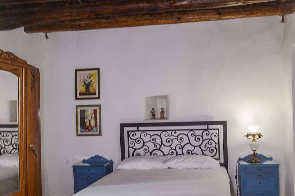 Traditionelles Dorfhaus mit einem Schlafzimmer in Lasithi