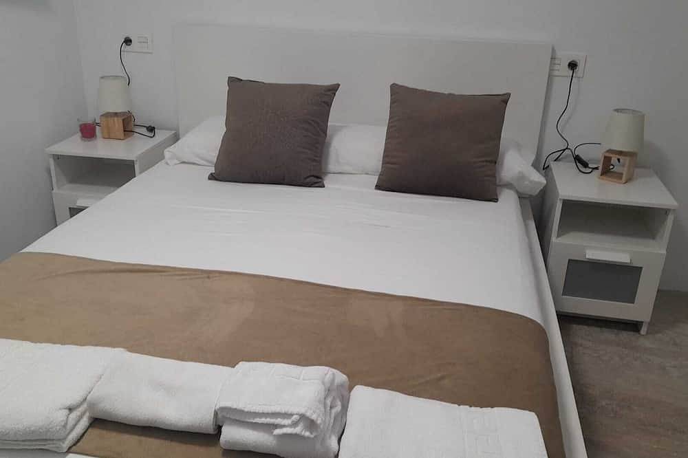 Entire apartment, Central 1-Bedroom Apartment in Historic Úbeda - Aurora2 in Úbeda, Jaén Province